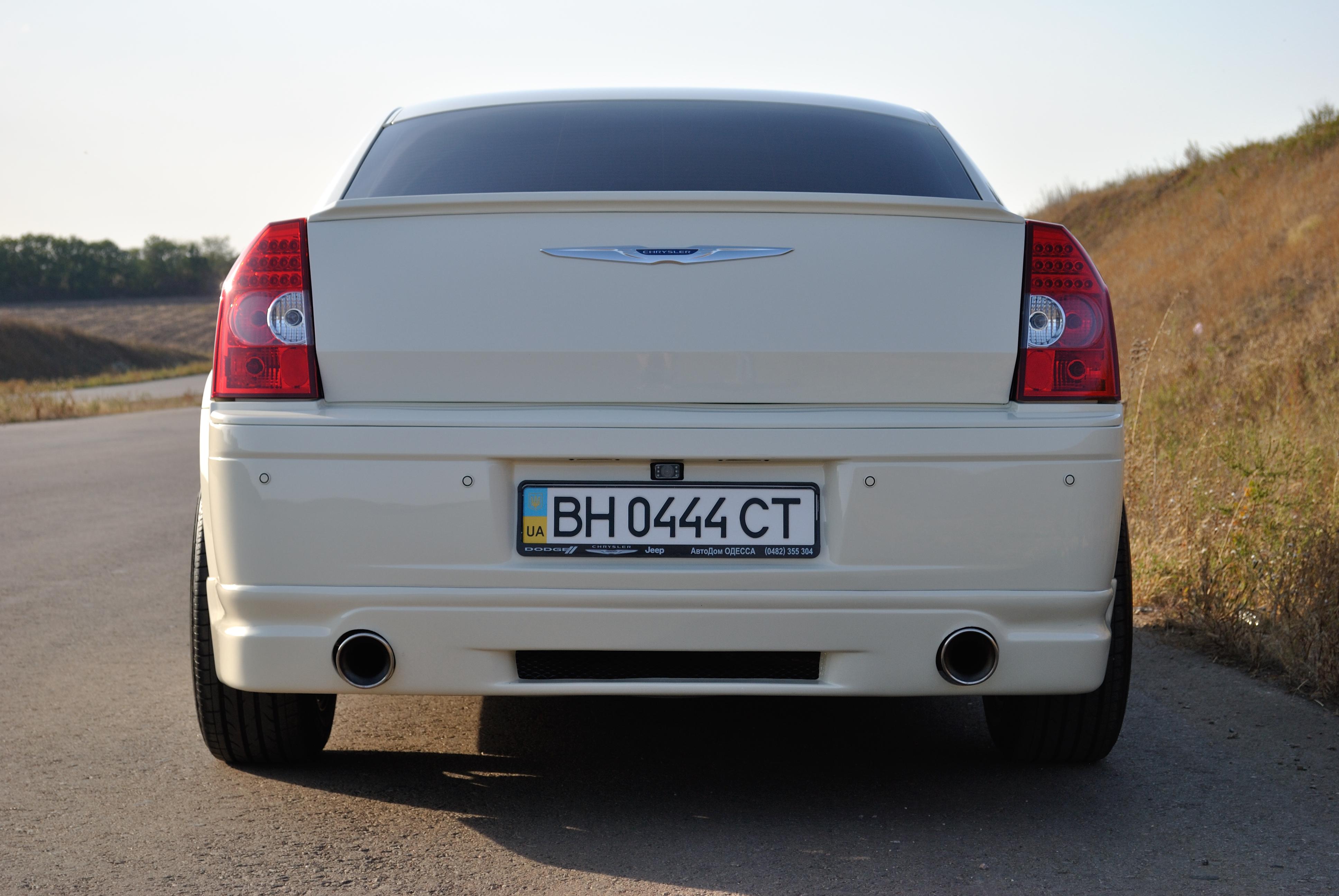 Форум Chrysler 300C » Продам задние диодные фонари на 300c Украина , с  дефектом